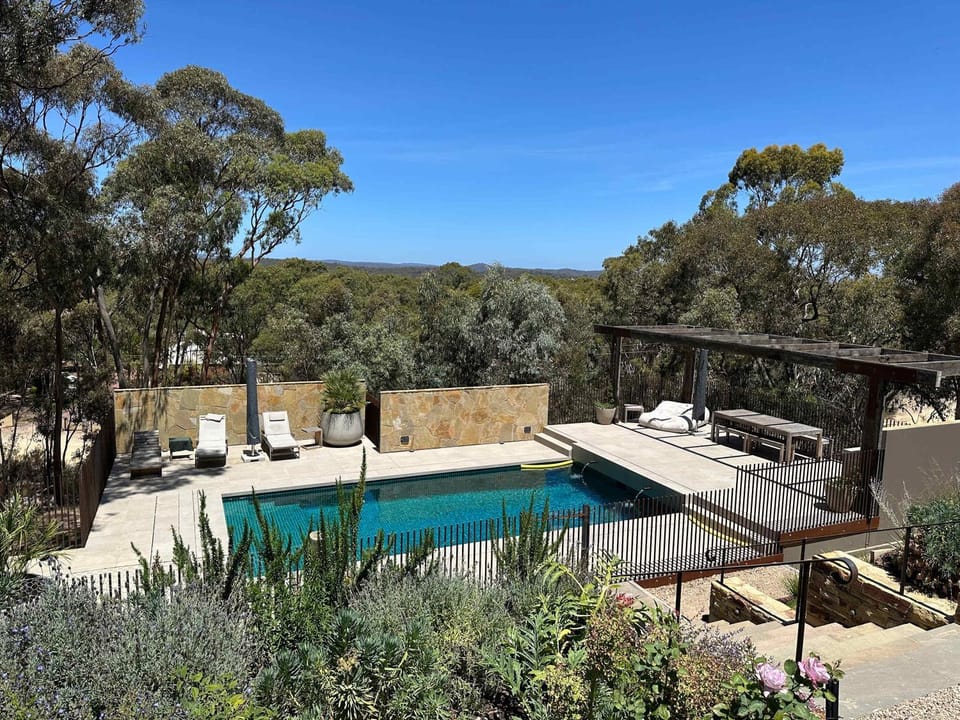 HeartStone Hill by Tiny Away House in Castlemaine