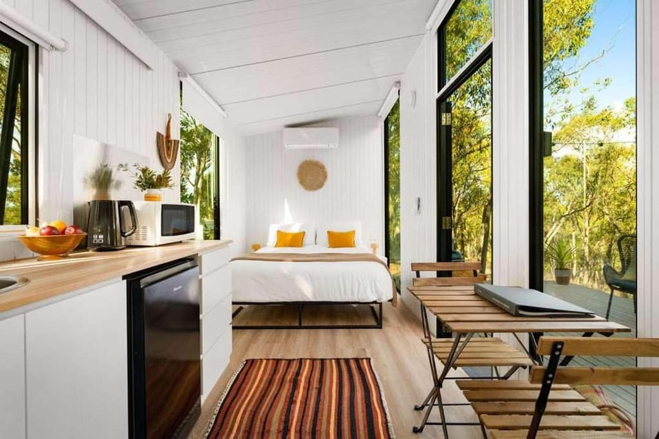 HeartStone Hill by Tiny Away House in Castlemaine