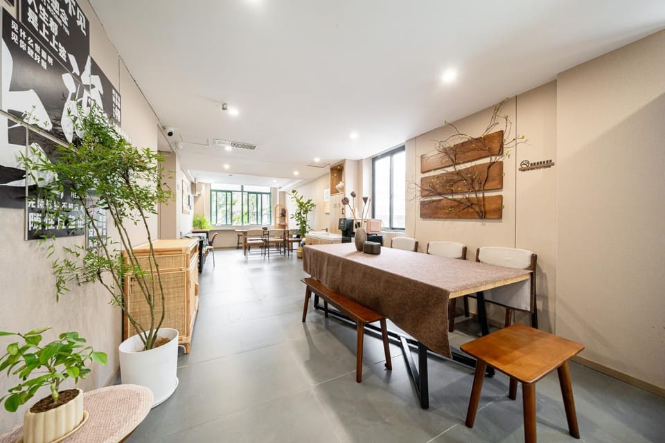 Lobby or reception, Seating area
