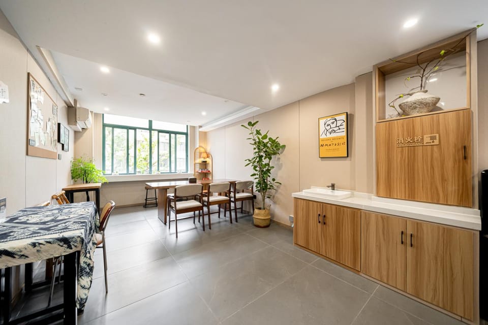 Lobby or reception, Seating area