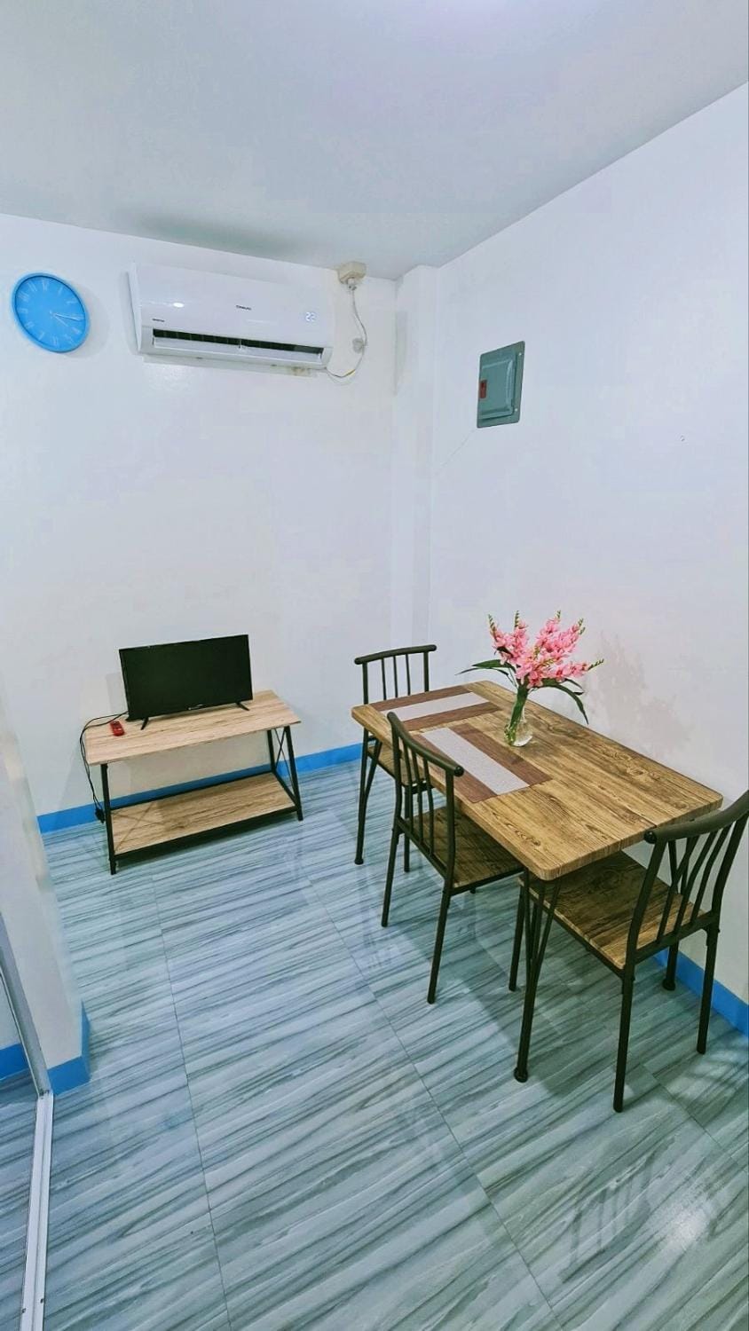 TV and multimedia, Dining area