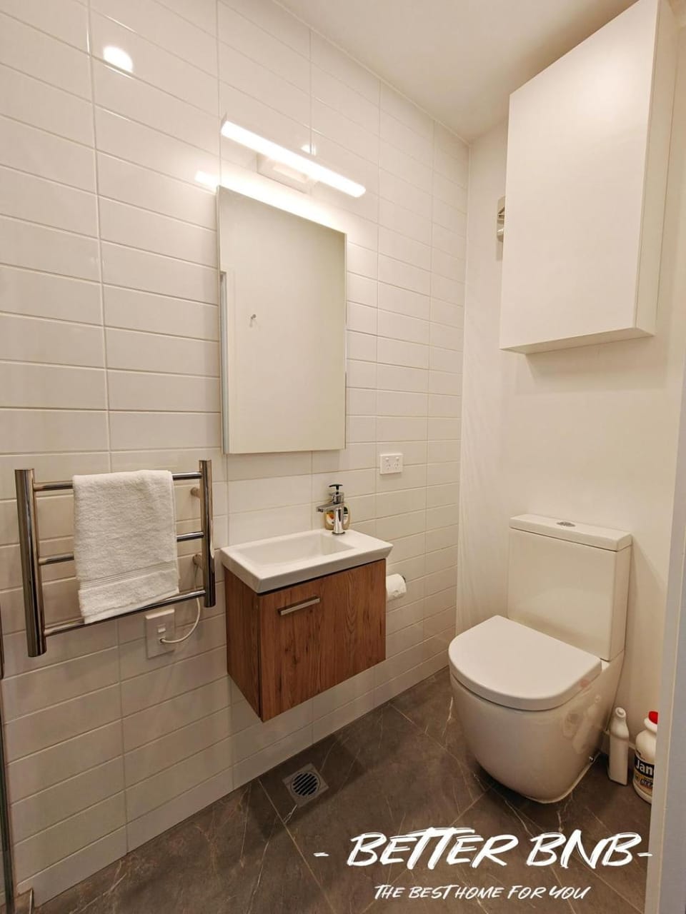 The Elegant Corner Apartment in Wellington