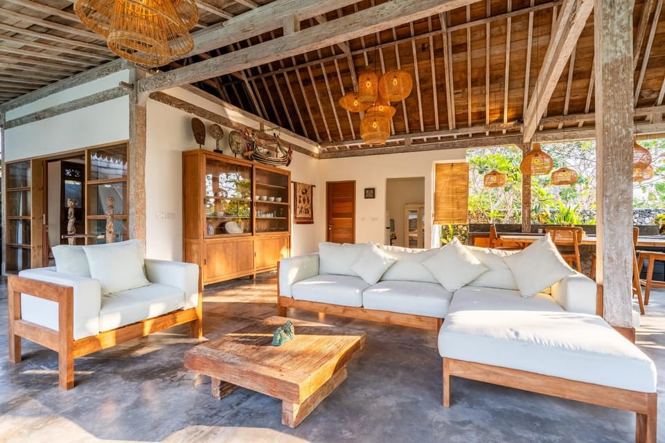 Living room, Seating area, kitchen