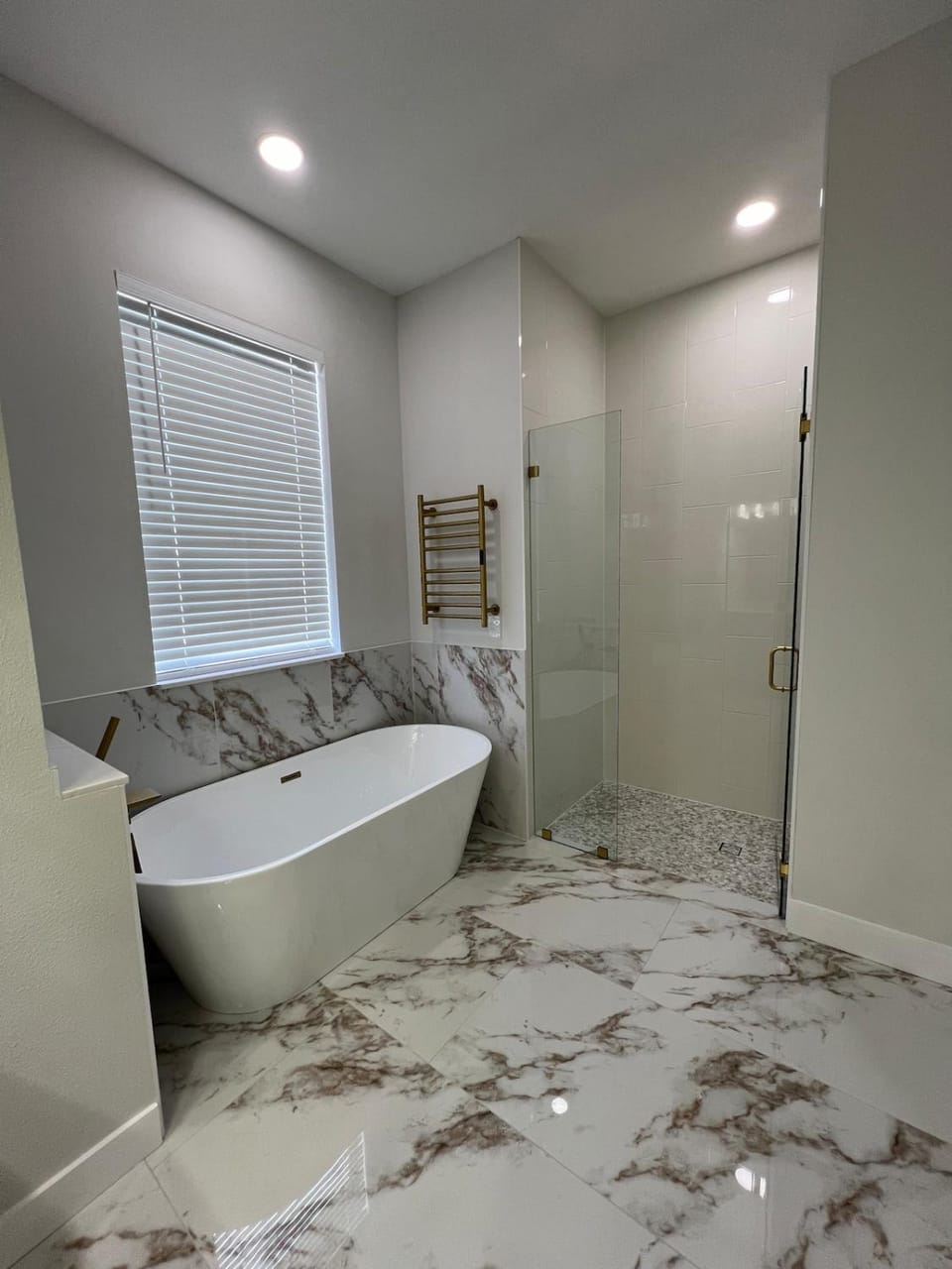 Luxury Corner House in South Gulf Cove