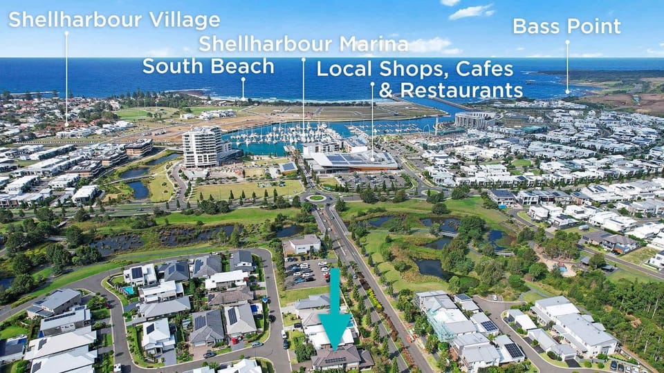 Neighbourhood, Natural landscape, Bird's eye view