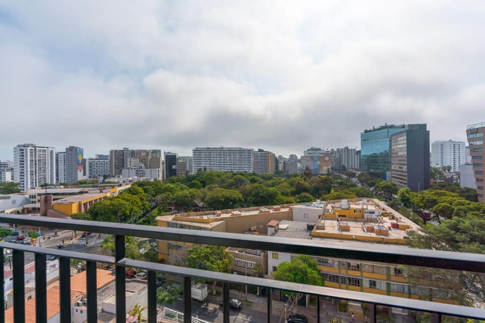 Balcony/Terrace, City view, Street view