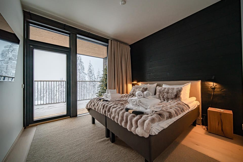 Toilet, Bed, Bathroom, TV and multimedia, View (from property/room), Balcony/Terrace, Bedroom, Mountain view, heating, internet, towels, wardrobe