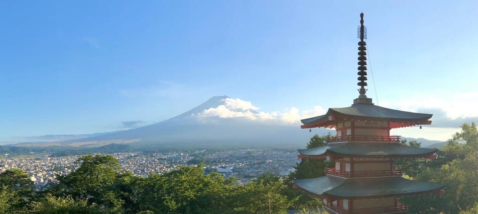 Nearby landmark, Day, Natural landscape, Mountain view
