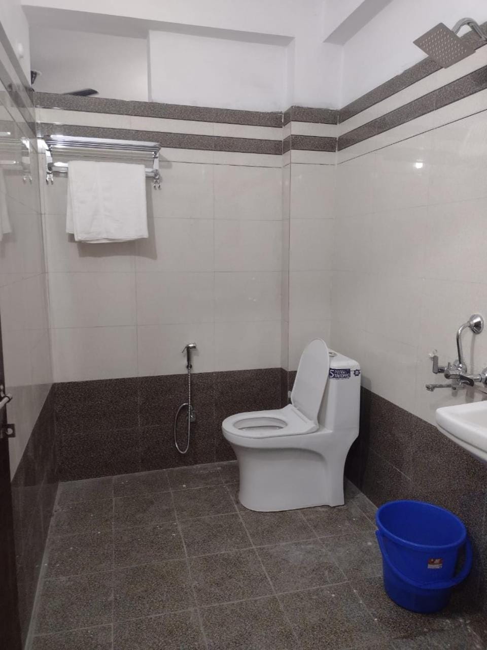 Shower, Toilet, Bathroom, bidet