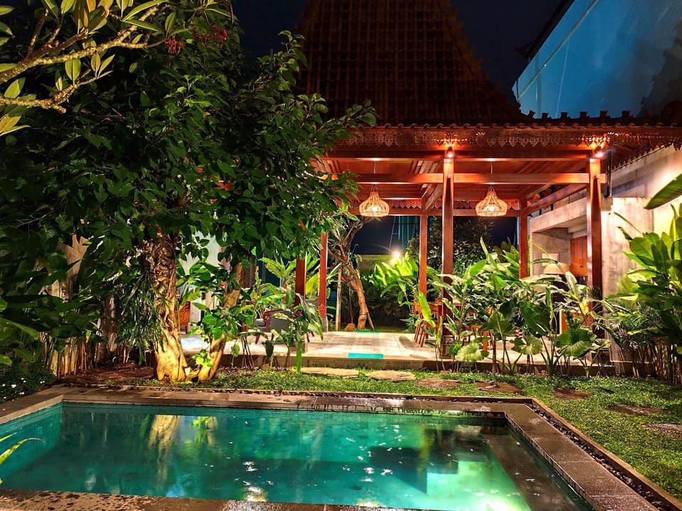 Pool view
