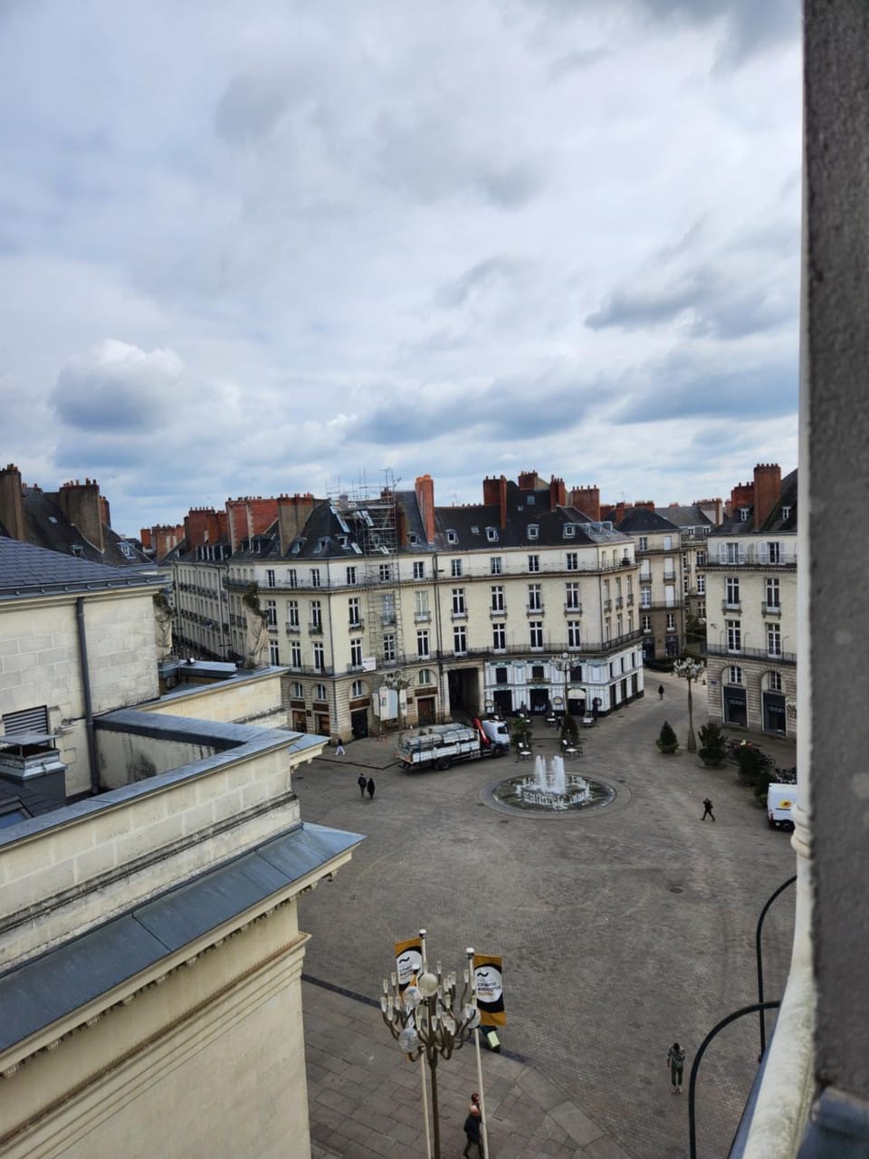 Neighbourhood, Landmark view, Street view
