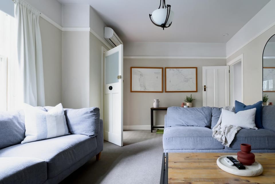 Inner city 1940s town house House in Hobart