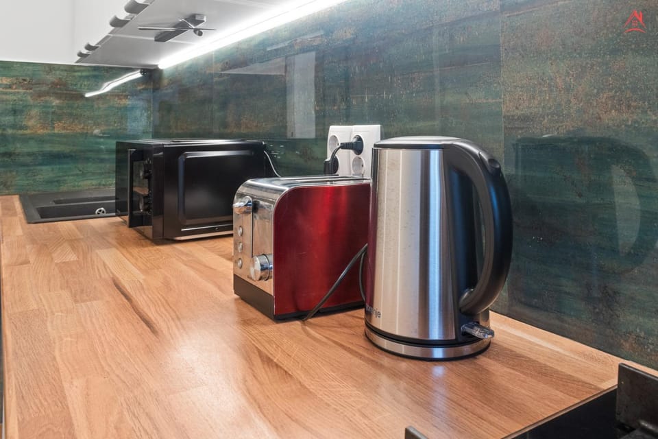 Coffee/tea facilities, Kitchen or kitchenette