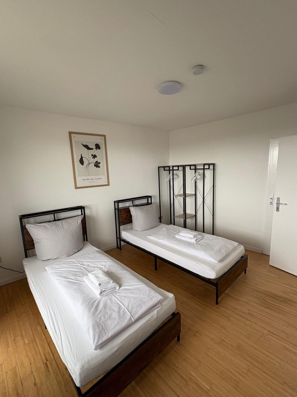 Bed, Photo of the whole room, Bedroom, towels, wardrobe