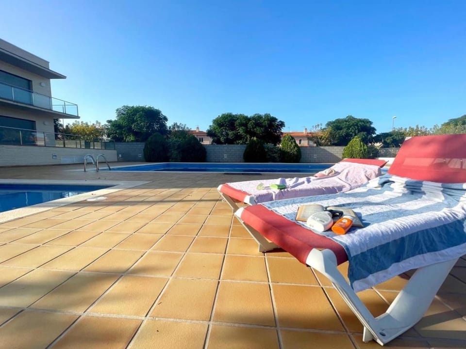 View (from property/room), Balcony/Terrace, Swimming pool