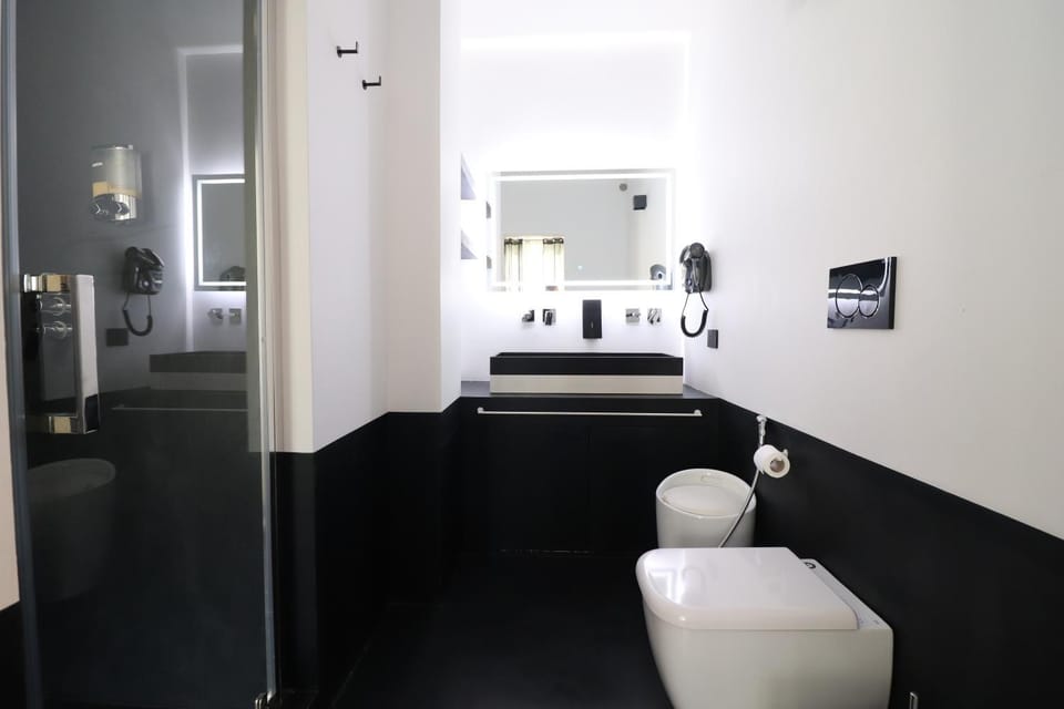 Toilet, Bathroom