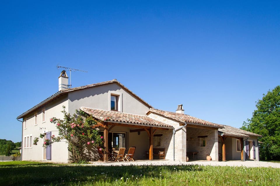 Property building, Garden, Garden view