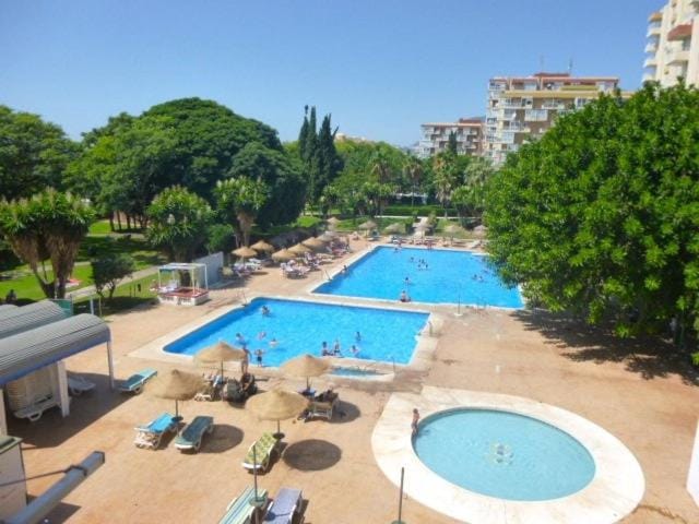Evans Realty BR Balcón & Vistas al mar & Piscina Apartment in Benalmadena