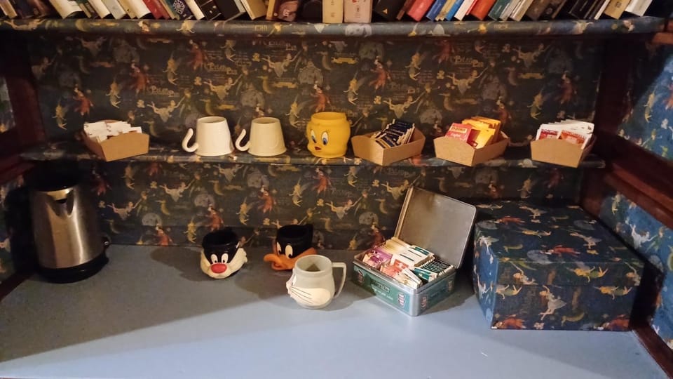 Coffee/tea facilities