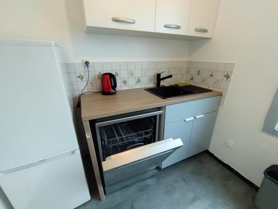 Cozy 1 bedroom Apartment La Defense Apartment in Puteaux