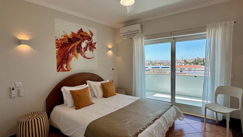 Bed, Balcony/Terrace, Bedroom