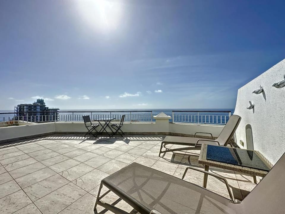 Patio, Balcony/Terrace