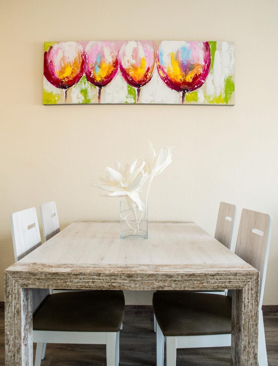 Decorative detail, Dining area