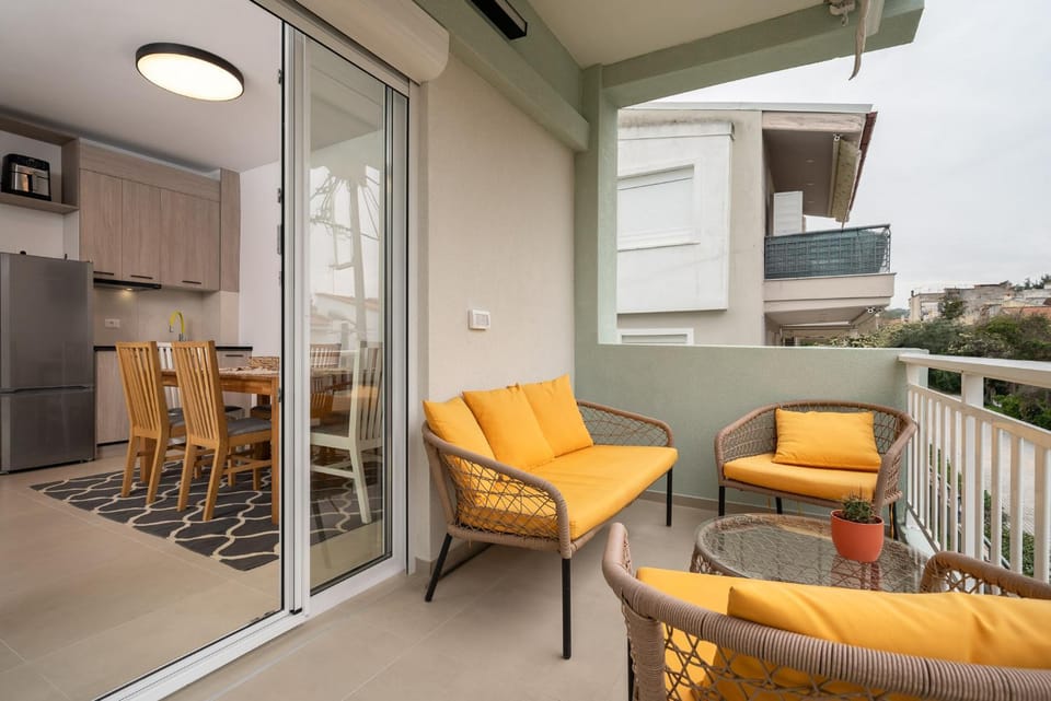 WineAfterSun Chaniotis Beach&Waves steps to beach Apartment in Halkidiki