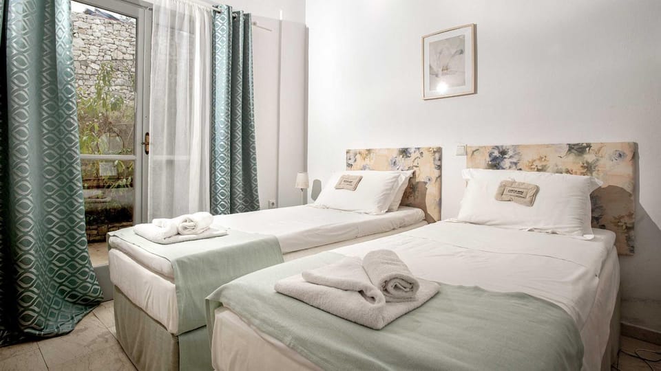 New! Paxosblue suites sea view with private pool Apartment in Peloponnese, Western Greece and the Ionian