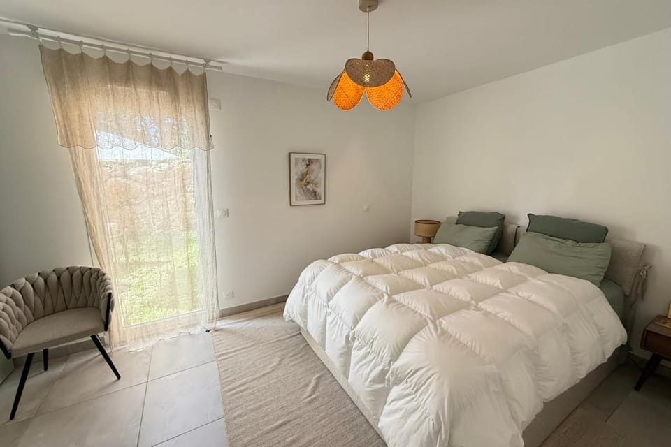 Cosy flat - Garden - Swimming pool Apartment in Valbonne