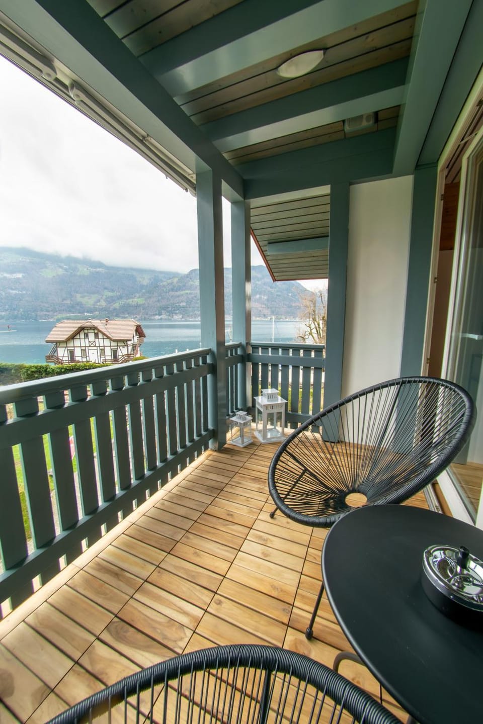 Natural landscape, View (from property/room), Balcony/Terrace, Lake view, Mountain view