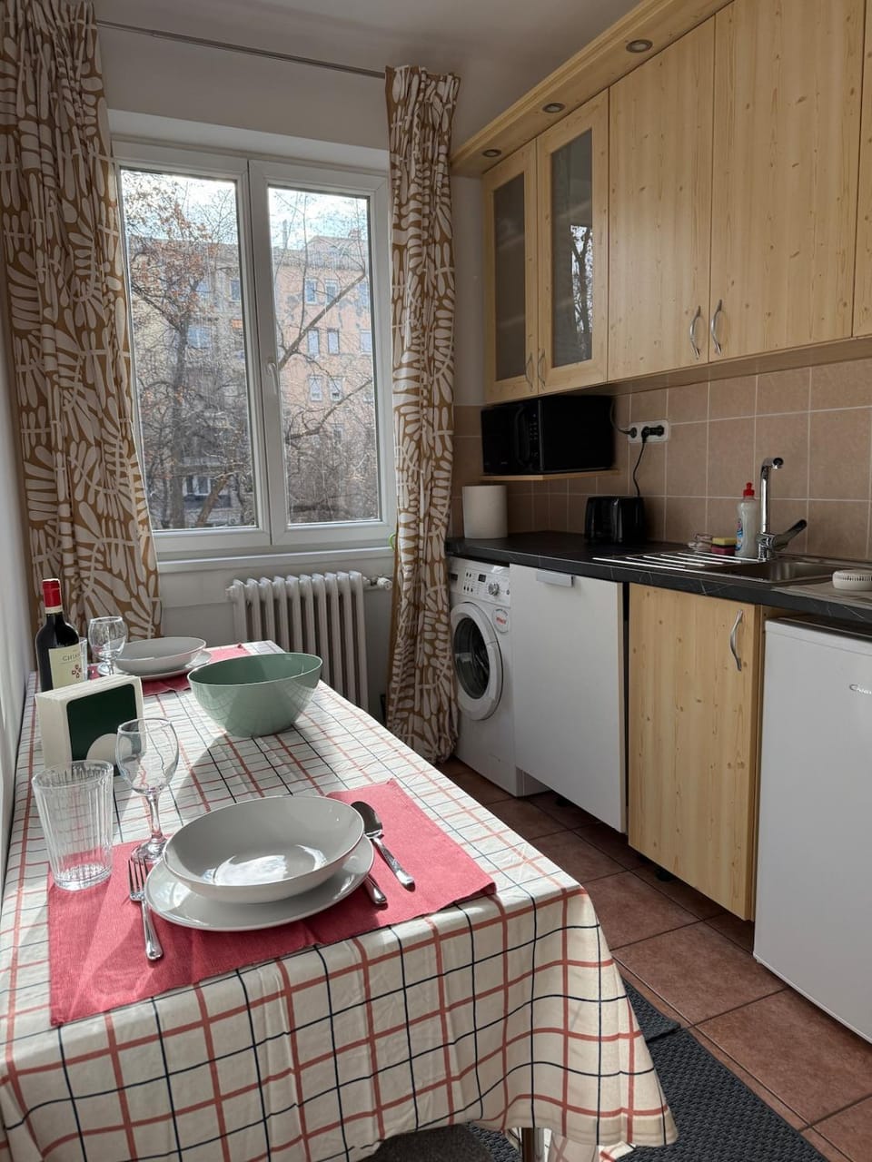 dishwasher, washing machine, kitchen