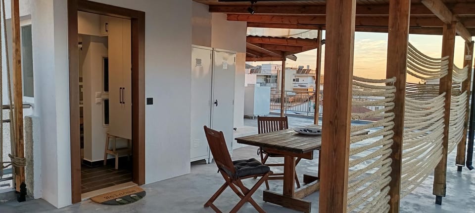 View (from property/room), Balcony/Terrace, Balcony/Terrace, Dining area, wardrobe
