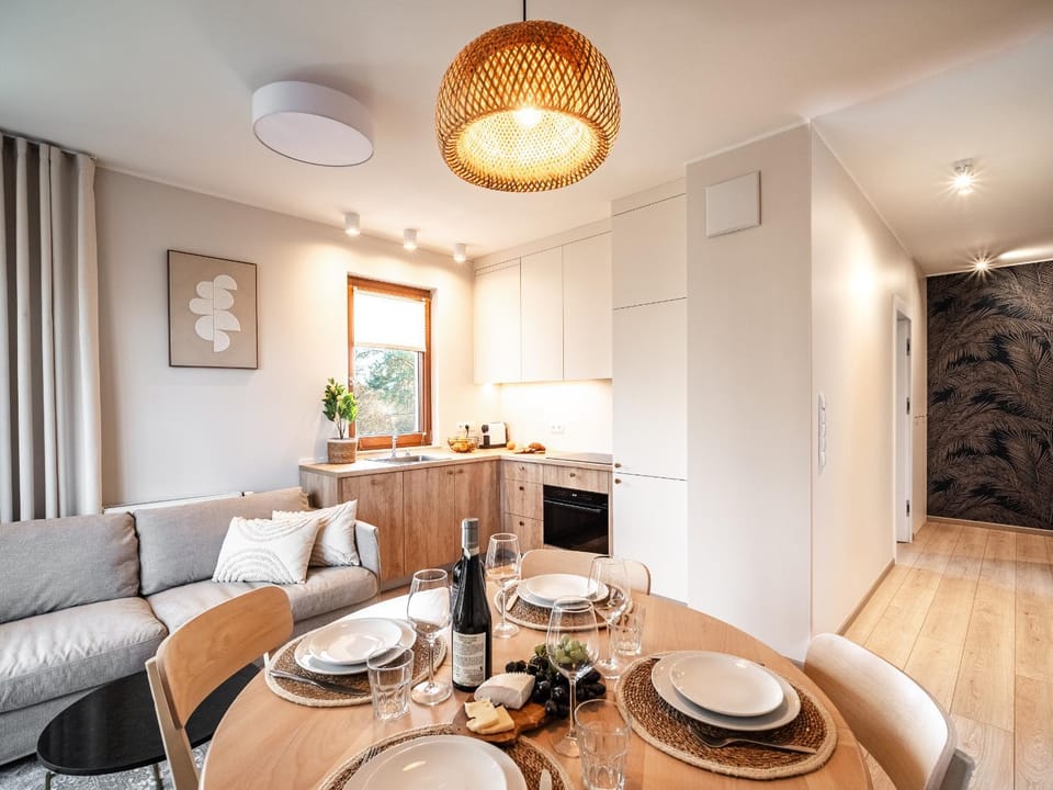 Kitchen or kitchenette, Living room, Dining area