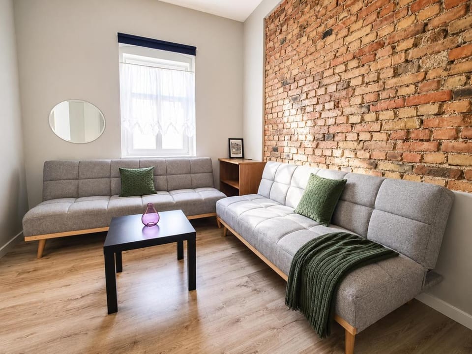 Bed, Living room, Seating area