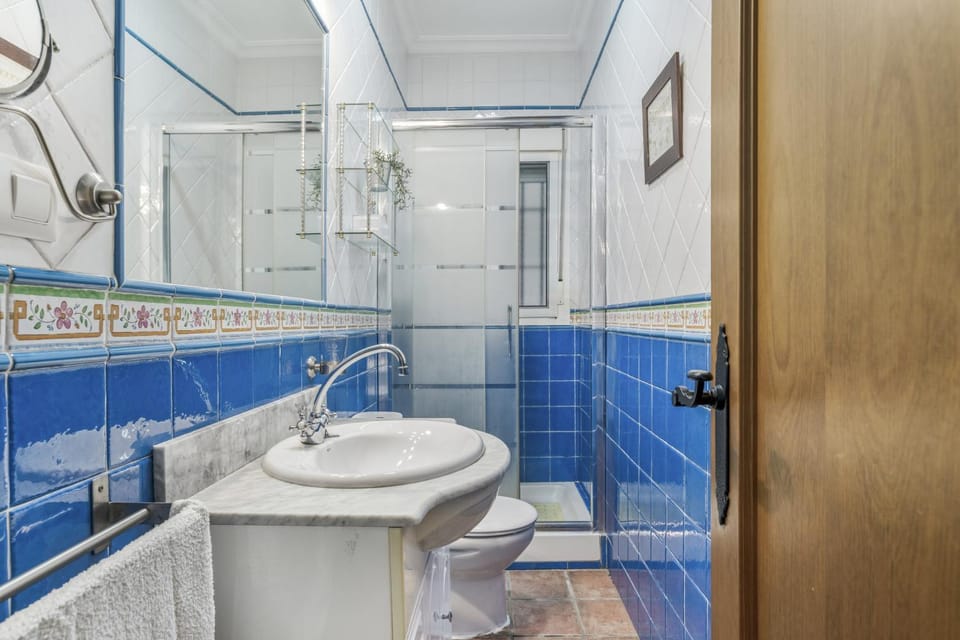 Bathroom, Living room