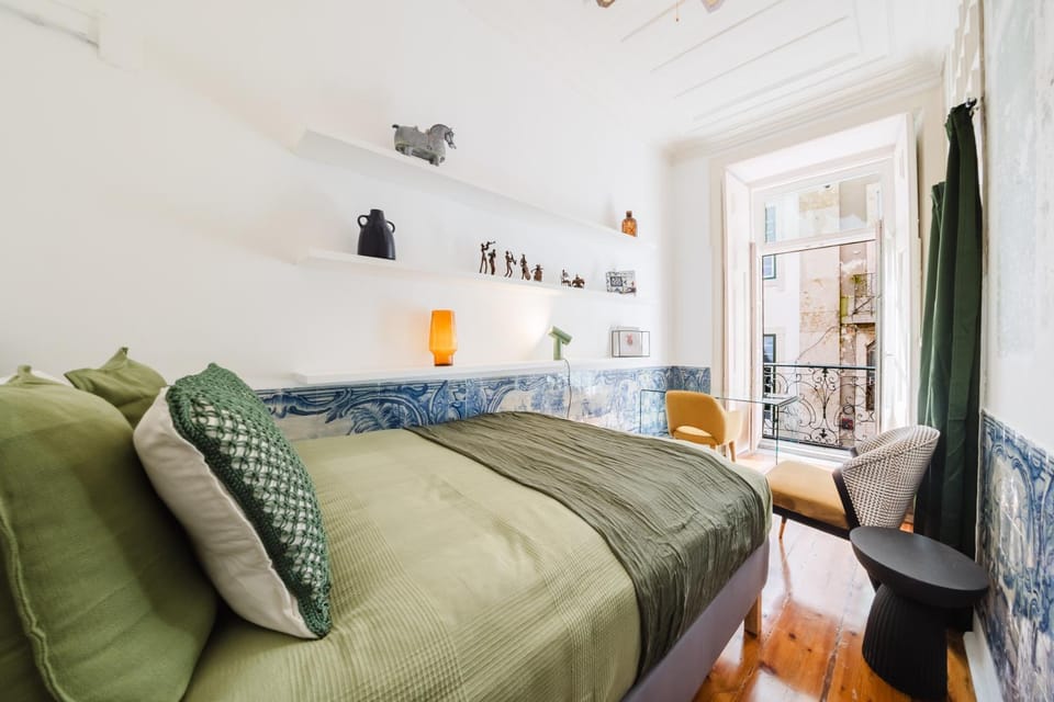Luxury 4BR Near Praça do Comércio wAC Apartment in Lisbon