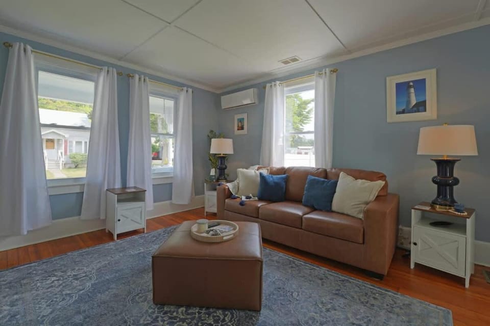 Beautiful Modern Beach House! House in Old Orchard Beach
