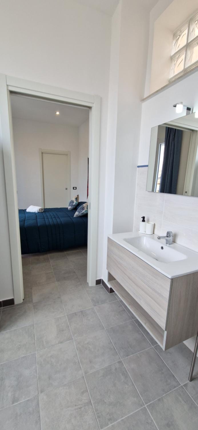 Bathroom, Bedroom