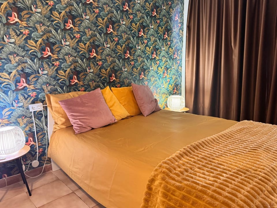 Bed, Bedroom