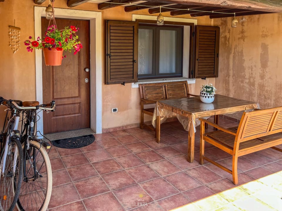 Balcony/Terrace, Dining area