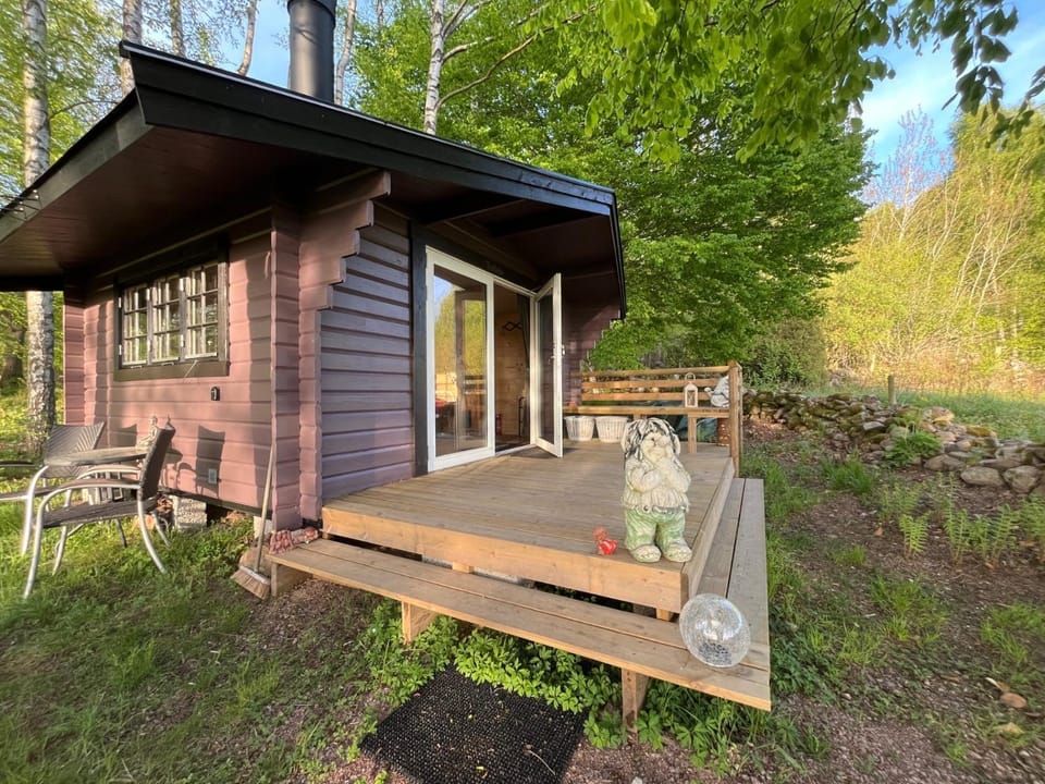 Property building, Patio, Spring