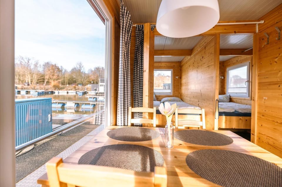 Day, View (from property/room), Living room, Seating area, Dining area