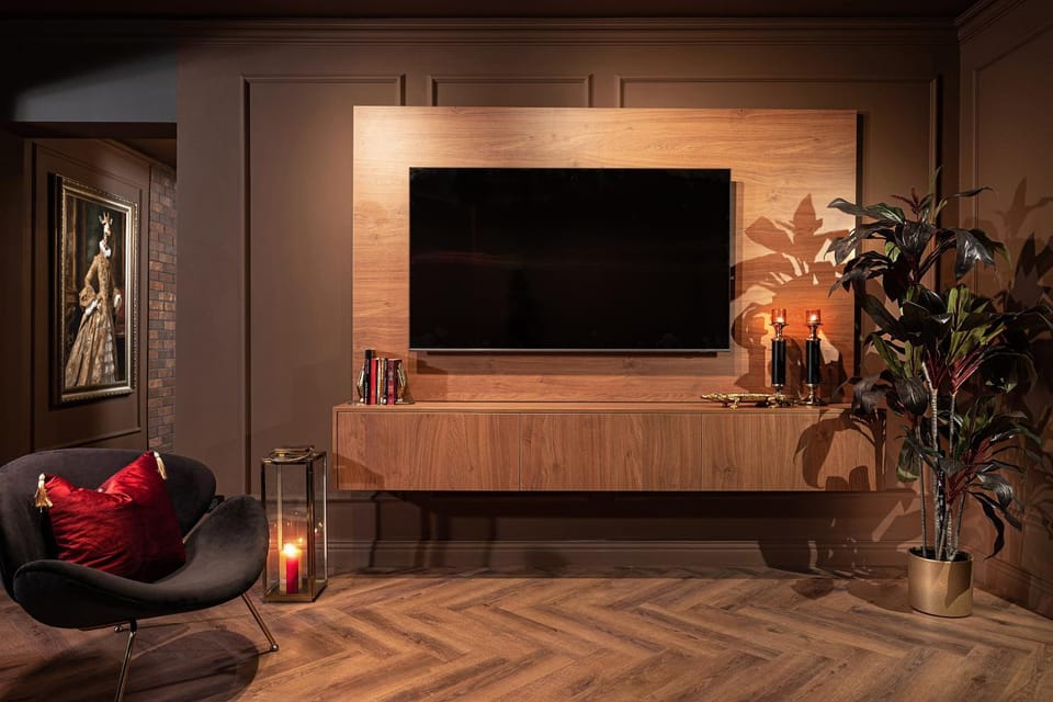 TV and multimedia, Living room, Seating area, Evening entertainment
