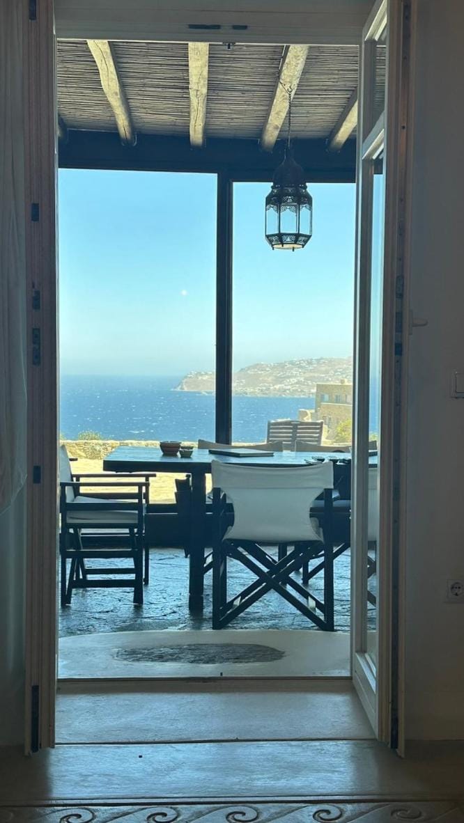 Sunset View Villa Villa in Mykonos, Mikonos 846 00, Greece