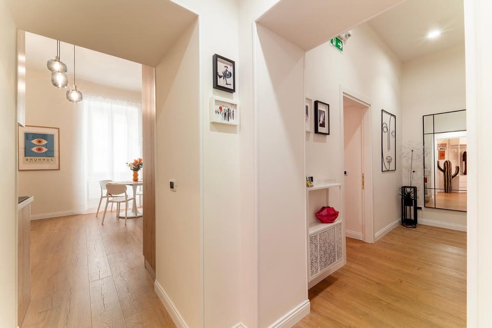 Living room, Photo of the whole room