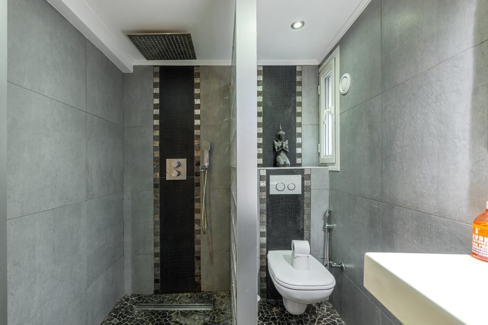 Coquet studio place du pin Apartment in Nice