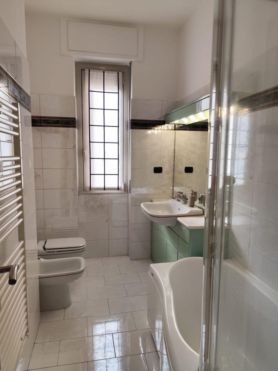 Shower, Toilet, Bathroom, Bath, bidet
