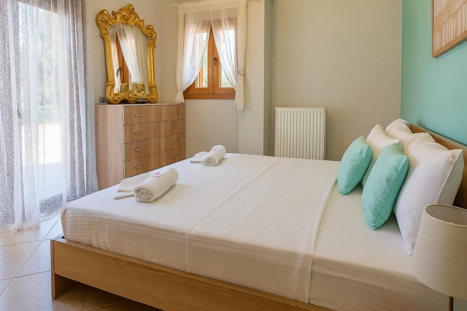 Harmony apartment near Dassia, Ipsos House in Corfu, Greece