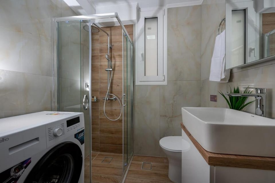 Shower, Bathroom, washing machine